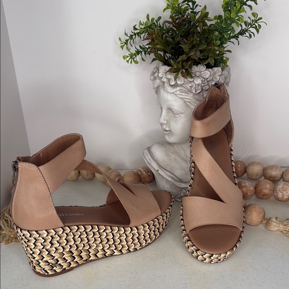 Antelope Grayson Kat Wedge Sandals - Leather Size 38/7 - Picture 2 of 12